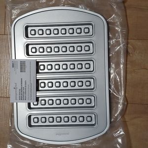 Pampered Chef waffle stick pan